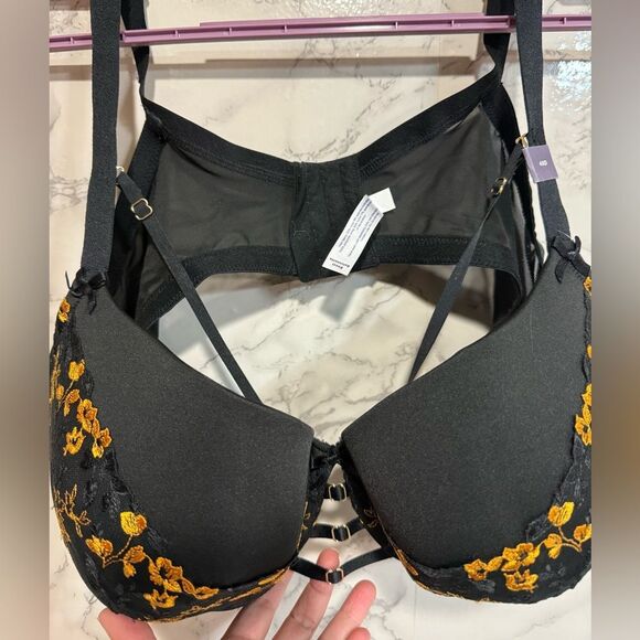 NEW Cacique Boost Balconette Bra Black Gold 48D Underwire Padded Black Lace - Picture 6 of 6